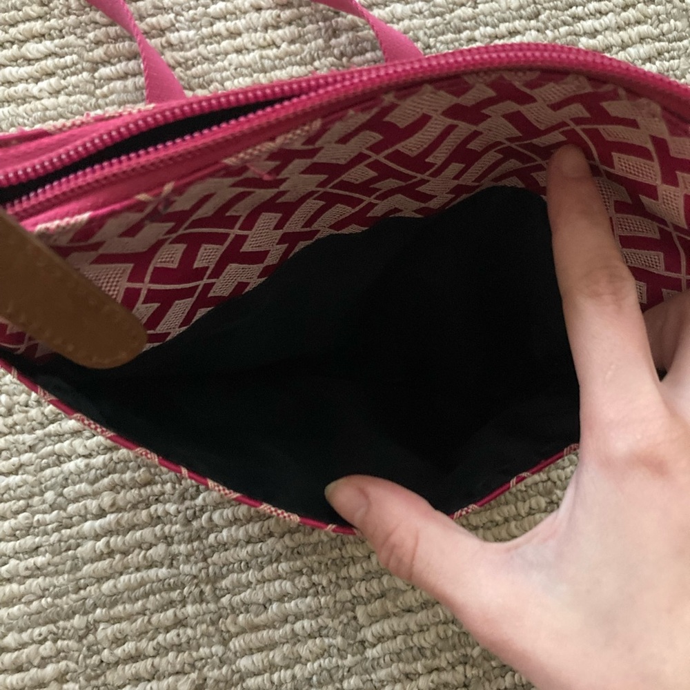 Pink Tommy Hilfiger Purse - Picture 5 of 5